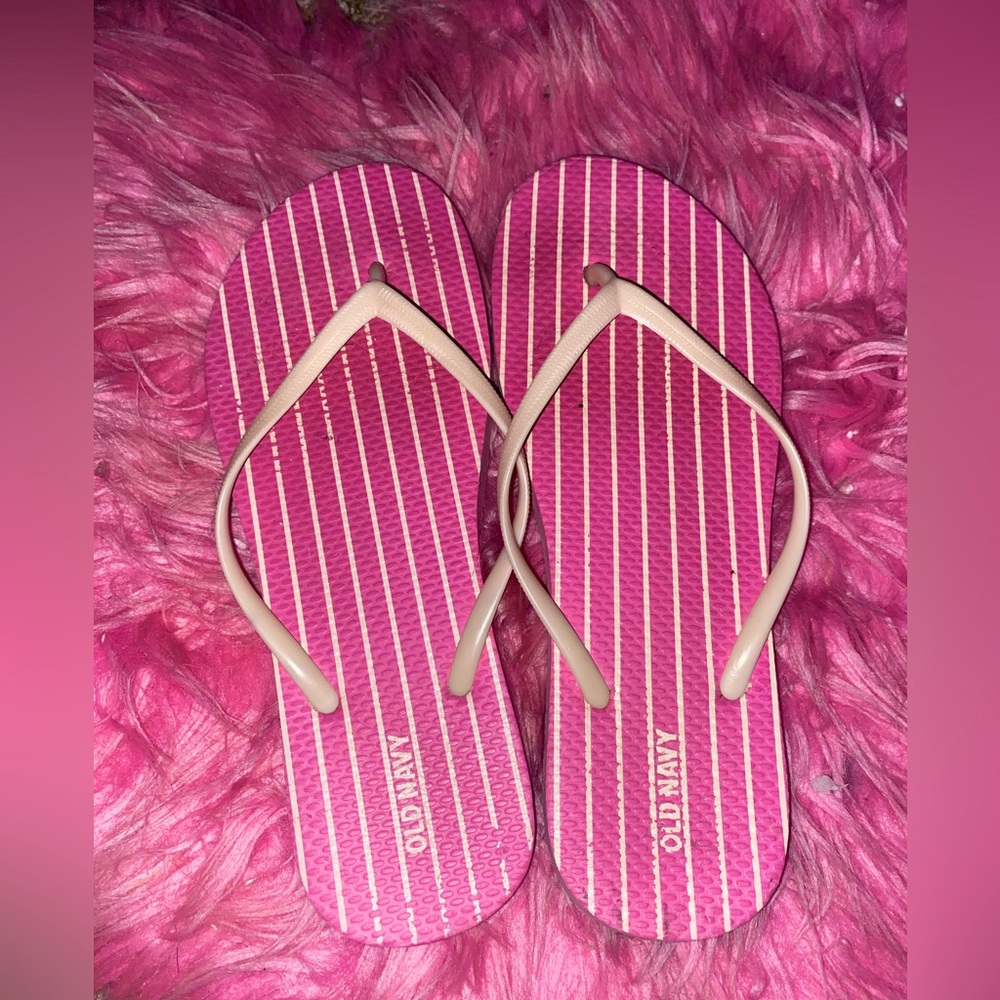 Old navy slides [women’s size: 7] [gently used]